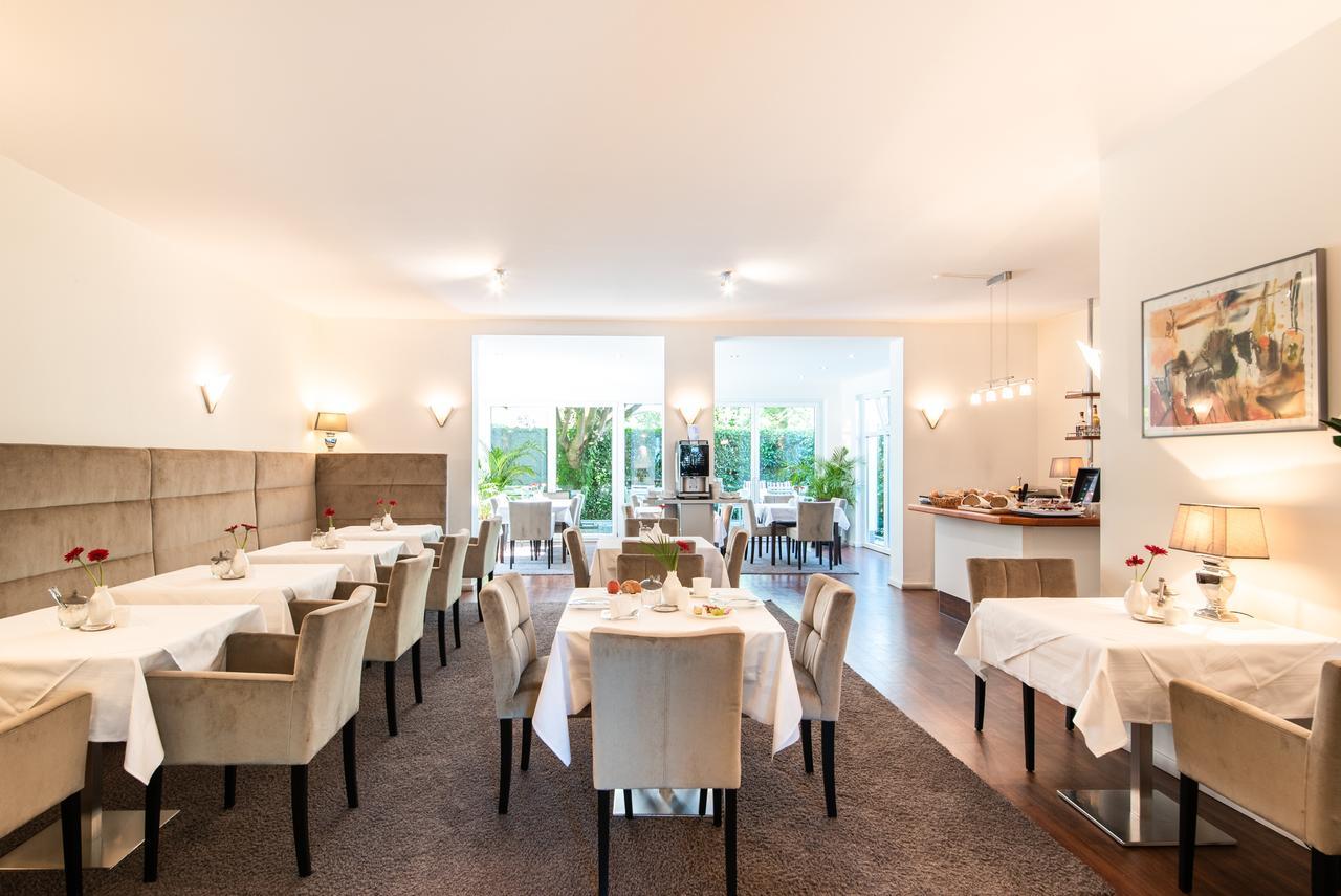 Gartenhotel Luisental มึลไฮม์ อันแดร์ รัวร์ ภายนอก รูปภาพ